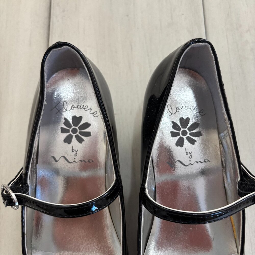 Girl's Black Patent Leather Mary Jane's with bows sz 13, never worn! - Picture 3 of 6
